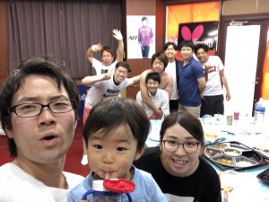 川崎卓球ジム・６周年パーティー！集合写真！